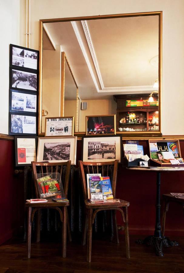 Hostellerie Du Coq D'Or Jonzac Kültér fotó